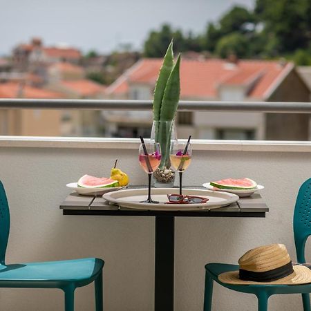 Sea View Ela Apartments Podgora Esterno foto