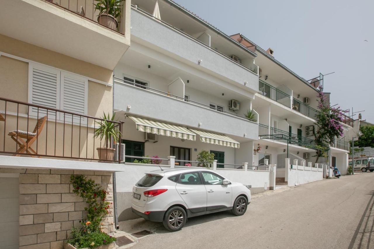 Sea View Ela Apartments Podgora Esterno foto